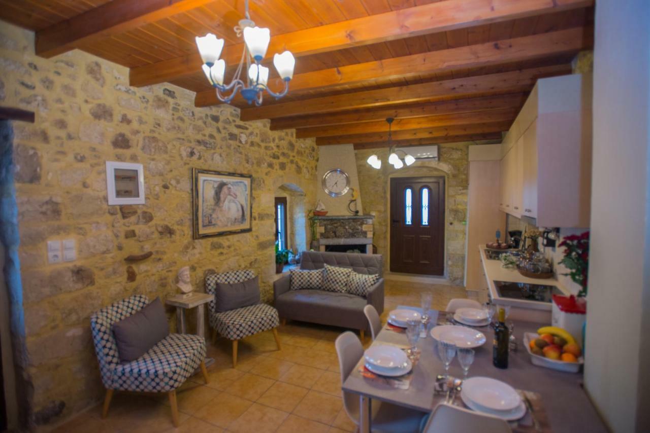 Villa Kamelia-Renovated Old House-South Crete Galiá Buitenkant foto