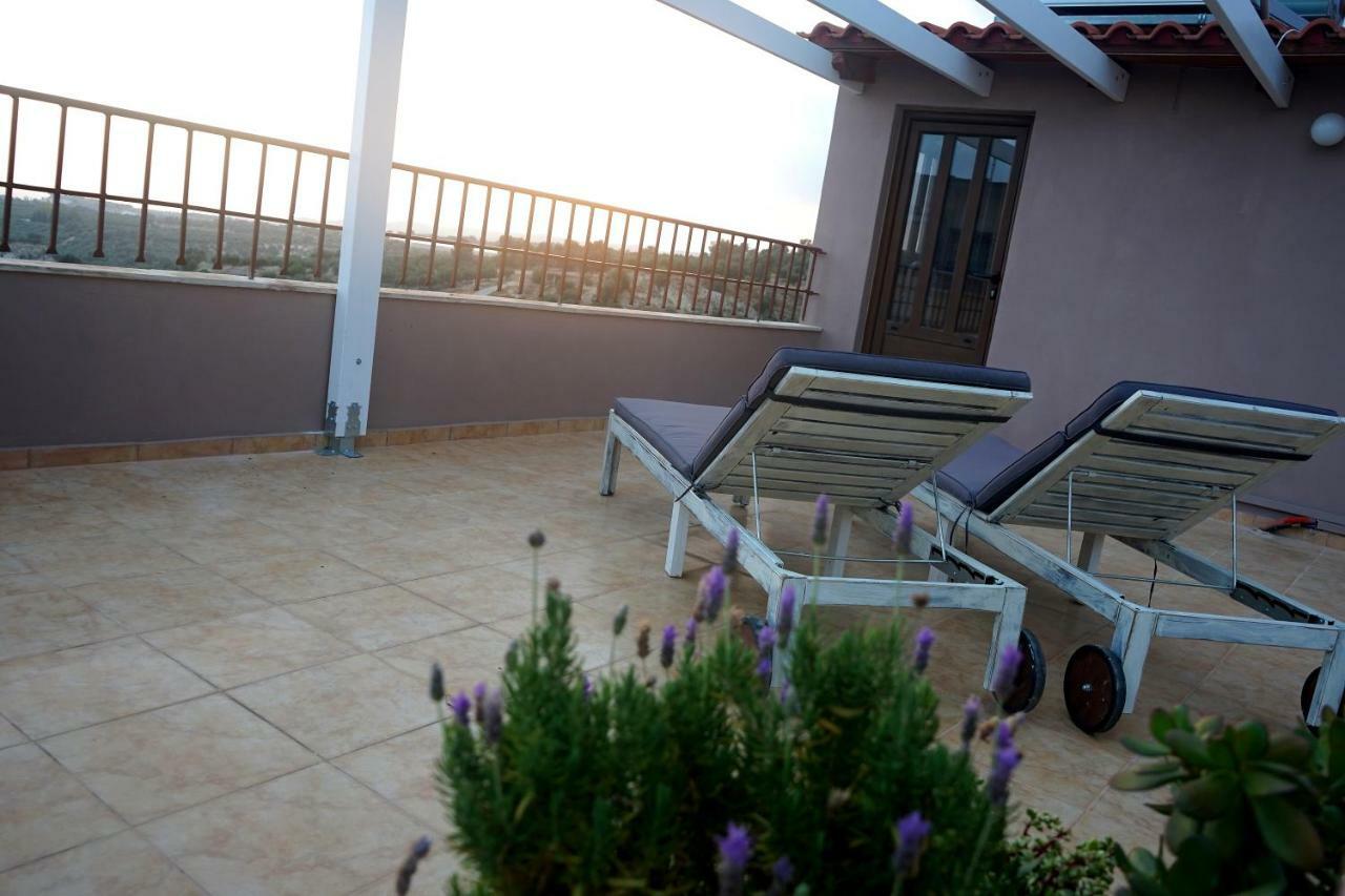 Villa Kamelia-Renovated Old House-South Crete Galiá Buitenkant foto